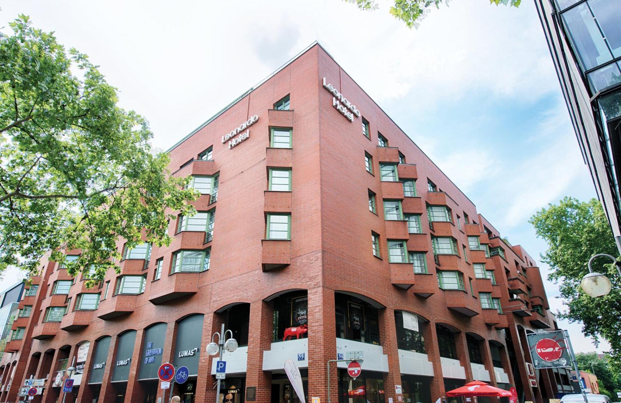 Hotel Leonardo Center 4*