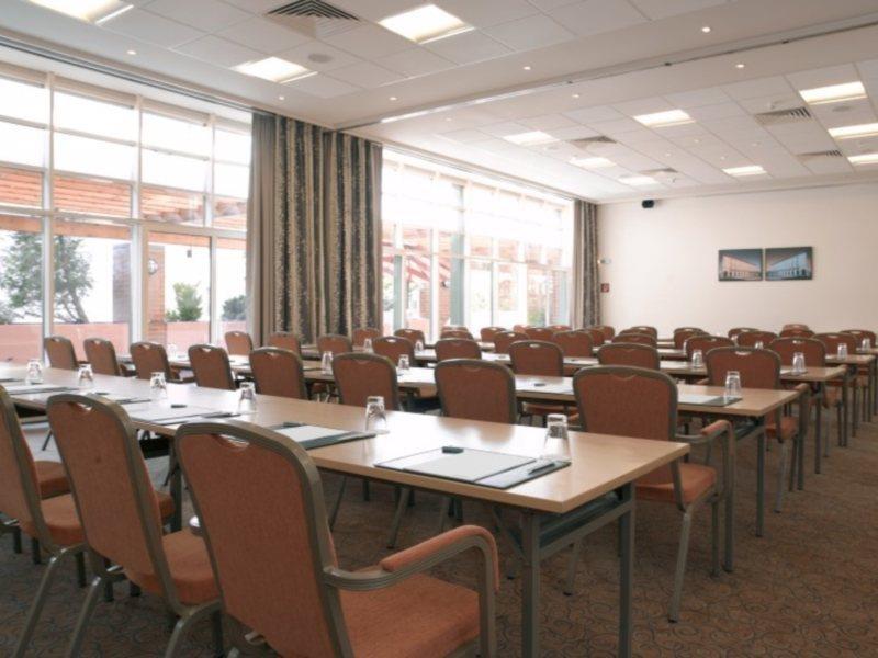 Leonardo Center Hotel 4*
