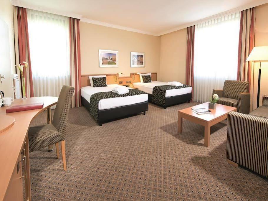 Hotel Leonardo Center